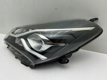 Load image into Gallery viewer, Frontscheinwerfer Toyota Yaris LED Links Scheinwerfer Headlight