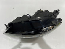 Laden Sie das Bild in den Galerie-Viewer, Frontscheinwerfer VW Golf VII I 5G1941005D Links Scheinwerfer Headlight SCH3791698900pu