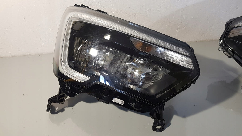 Frontscheinwerfer Renault Master 260607867R 260105567R Ein Satz Headlight