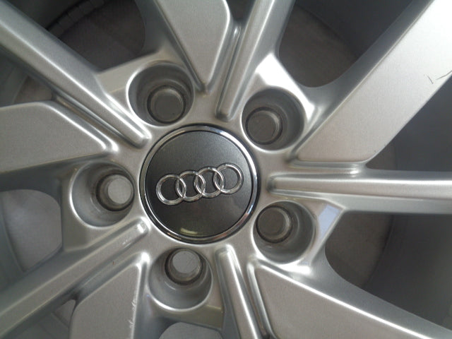 4x Alufelge 16 Zoll 6.5" 5x100 40ET Glanz Silber 82A601025B Audi A1 Rim Wheel FEL6857274015kp