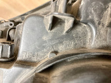 Laden Sie das Bild in den Galerie-Viewer, Frontscheinwerfer Mercedes-Benz W211 154360-01 Xenon Rechts Headlight SCH9236033697lh