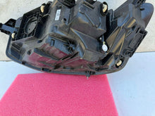 Laden Sie das Bild in den Galerie-Viewer, Frontscheinwerfer VW Transporter S741-13E014-AD Rechts Scheinwerfer Headlight SCH1355212477fg