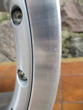 Laden Sie das Bild in den Galerie-Viewer, 1x Alufelge 19 Zoll 8.0" 5x120 6775603-13 BMW E91 E93 E90 E92 Rim Wheel