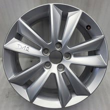 Laden Sie das Bild in den Galerie-Viewer, 1x Alufelge 17 Zoll 7.0&quot; 5x108 40 5ET 31471309 Volvo S60 V60 V70 Rim Wheel