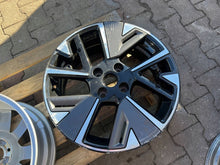 Laden Sie das Bild in den Galerie-Viewer, 1x Alufelge 17 Zoll 9833892680 Opel Corsa F Rim Wheel FEL9053043757pc