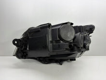 Laden Sie das Bild in den Galerie-Viewer, Frontscheinwerfer VW T6 7L1941006B Rechts Scheinwerfer Headlight SCH3087734511ks