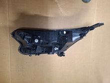 Laden Sie das Bild in den Galerie-Viewer, Frontscheinwerfer Honda Crv Cr-V V 63967919 LED Rechts Scheinwerfer Headlight SCH1335650190wk
