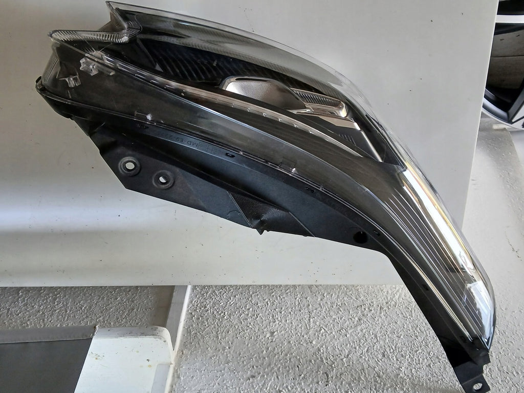 Frontscheinwerfer Kia Xceed 92102J7 Full LED Ein Stück (Rechts oder Links)