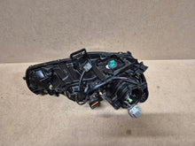 Laden Sie das Bild in den Galerie-Viewer, Frontscheinwerfer Mitsubishi Outlander 8301C4-11 Xenon Links Headlight