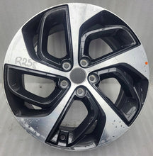 Load image into Gallery viewer, 1x Alufelge 19 Zoll 7.5" 5x114.3 41ET 52910D7410 Hyundai Tucson Elantra Mg FEL4178456627zo