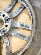 Laden Sie das Bild in den Galerie-Viewer, 1x Alufelge 18 Zoll 8.0&quot; 5x112 30ET 8093405 BMW G31 G30 Rim Wheel