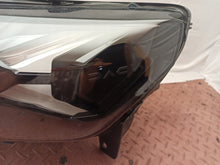 Laden Sie das Bild in den Galerie-Viewer, Frontscheinwerfer Dacia Duster 260603515 Full LED Links Scheinwerfer Headlight