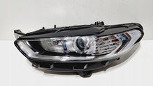 Laden Sie das Bild in den Galerie-Viewer, Frontscheinwerfer Ford Mondeo DS73-13W030-AE Links Scheinwerfer Headlight