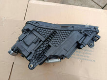 Laden Sie das Bild in den Galerie-Viewer, Frontscheinwerfer Skoda Superb III 3V1941016D Rechts Scheinwerfer Headlight SCH7904501797eb