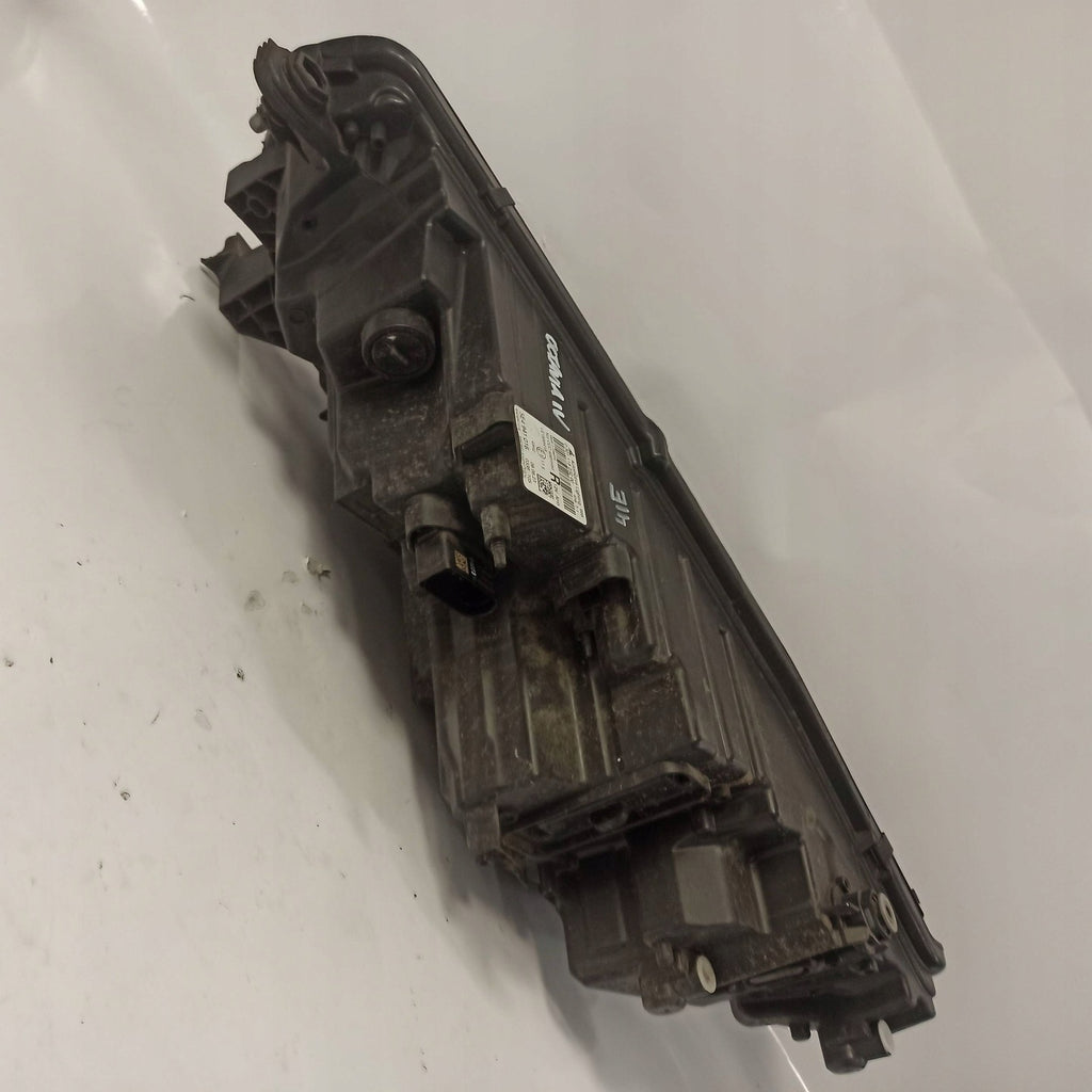 Frontscheinwerfer Skoda Octavia IV 030111823200 Rechts Scheinwerfer Headlight SCH5070684823pa