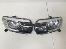 Load image into Gallery viewer, Frontscheinwerfer Dacia Sandero 260103529R 260605665R LED Ein Satz Headlight SCH3620141473ba