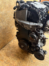 Load image into Gallery viewer, Motor Renault Master III M9TB870 2.3 Engine Unkomplett MOT9615409484zn