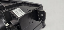 Laden Sie das Bild in den Galerie-Viewer, Frontscheinwerfer Opel Vivaro B 260603754R LED Links Scheinwerfer Headlight