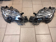 Laden Sie das Bild in den Galerie-Viewer, Frontscheinwerfer Seat Ateca 576941008D 90117434 LED Rechts Headlight