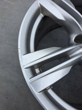 Load image into Gallery viewer, 1x Alufelge 19 Zoll 9.0" 5x120 37ET Glanz 7846786 BMW Rim Wheel FEL5953264305xo
