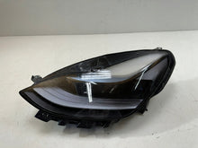 Laden Sie das Bild in den Galerie-Viewer, Frontscheinwerfer Tesla 3 1514952-00 LED Links Scheinwerfer Headlight