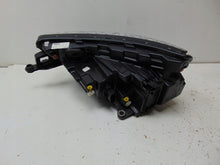 Laden Sie das Bild in den Galerie-Viewer, Frontscheinwerfer Skoda Kamiq 658941016 LED Rechts Scheinwerfer Headlight SCH7504511593sq