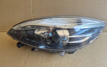 Laden Sie das Bild in den Galerie-Viewer, Frontscheinwerfer Renault Grand III Scenic 260601946R Links Headlight SCH9014962145sp