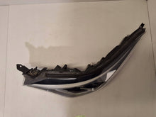 Laden Sie das Bild in den Galerie-Viewer, Frontscheinwerfer Toyota C-Hr Chr 81150F4280 Links Scheinwerfer Headlight SCH1891665523za
