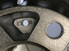 Laden Sie das Bild in den Galerie-Viewer, 1x Alufelge 18 Zoll 9.0&quot; 5x120 26ET Glanz Silber 2229960 BMW 3 E46 Rim Wheel