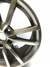 Load image into Gallery viewer, 1x Alufelge 17 Zoll 7.5" 5x112 45ET Glanz Silber VW Rim Wheel FEL6903864969si