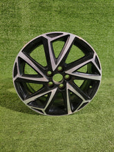 Load image into Gallery viewer, 1x Alufelge 16 Zoll 6.0" 5x110 PW457-0D004 Toyota Yaris Rim Wheel FEL6979036264zp
