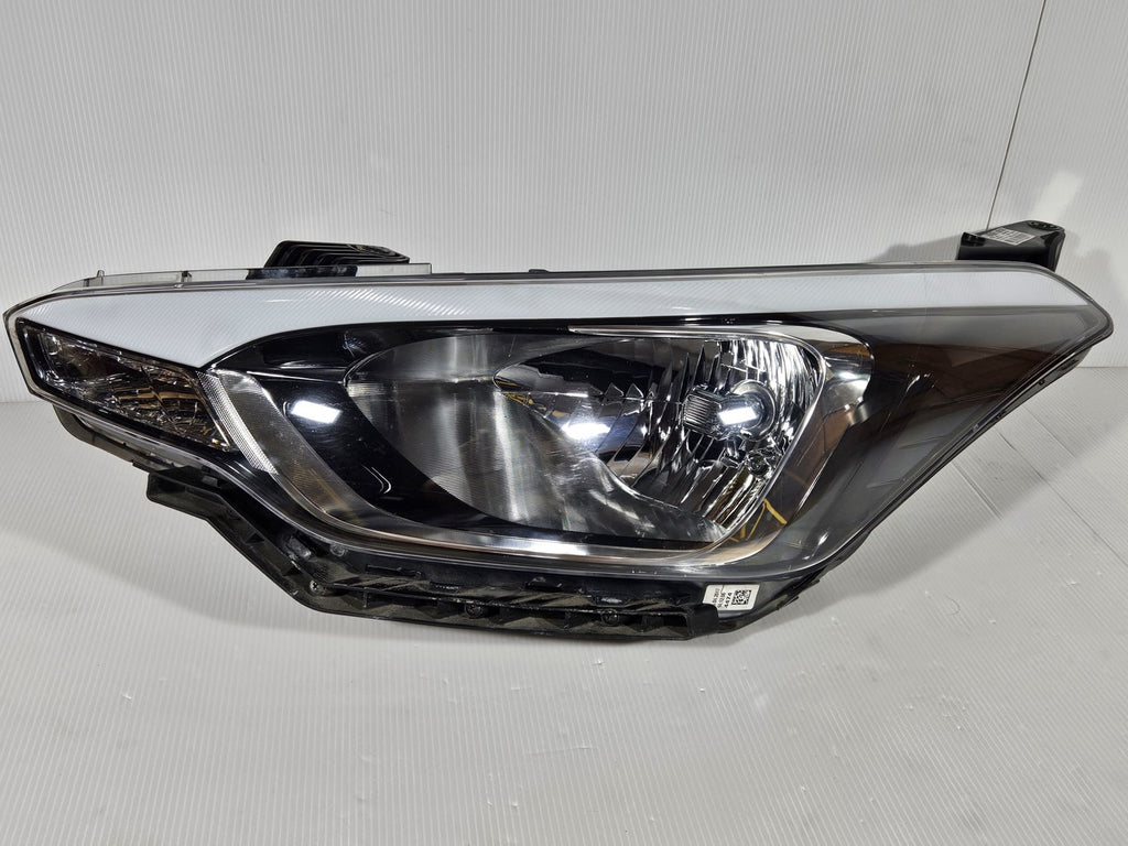 Frontscheinwerfer Hyundai I20 II 92101-C88 Links Scheinwerfer Headlight