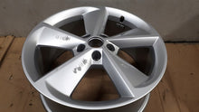 Laden Sie das Bild in den Galerie-Viewer, 1x Alufelge 18 Zoll 7.5" 5x112 51ET Silber 5E0601025AC Skoda Octavia Iii FEL7134350720rp