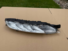 Laden Sie das Bild in den Galerie-Viewer, Frontscheinwerfer Citroën C4 Picasso II 98226536 LED Rechts Headlight