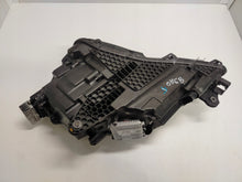 Laden Sie das Bild in den Galerie-Viewer, Frontscheinwerfer Skoda Superb III 3V1941016D Full LED Rechts Headlight