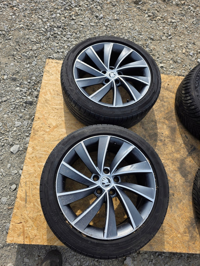 1x Alufelge 18 Zoll 8.0" 5x112 44ET Matt 3V0601025AL VW I Rim Wheel FEL5008056702yz