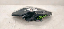 Laden Sie das Bild in den Galerie-Viewer, Frontscheinwerfer Toyota Yaris Rechts Scheinwerfer Headlight SCH8322214023wi