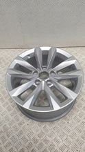 Load image into Gallery viewer, 1x Alufelge 16 Zoll 7.0" 5x112 40ET Glanz Silber 8Y0601025 Audi A3 Rim Wheel FEL9788185597nt