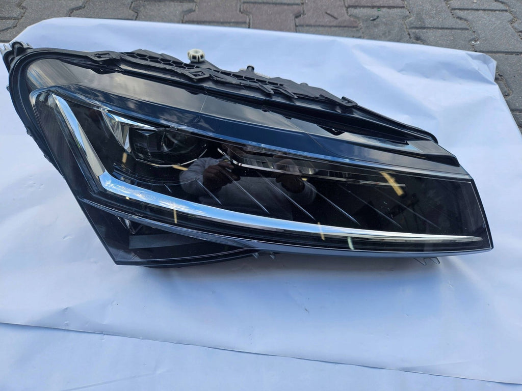 Frontscheinwerfer Skoda Superb 0000102091 Rechts Scheinwerfer Headlight SCH6609562252fi