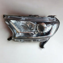 Laden Sie das Bild in den Galerie-Viewer, Frontscheinwerfer Ford Ranger Links Scheinwerfer Headlight