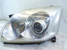 Laden Sie das Bild in den Galerie-Viewer, Frontscheinwerfer Toyota Avensis Xenon Ein Stück (Rechts oder Links) Headlight