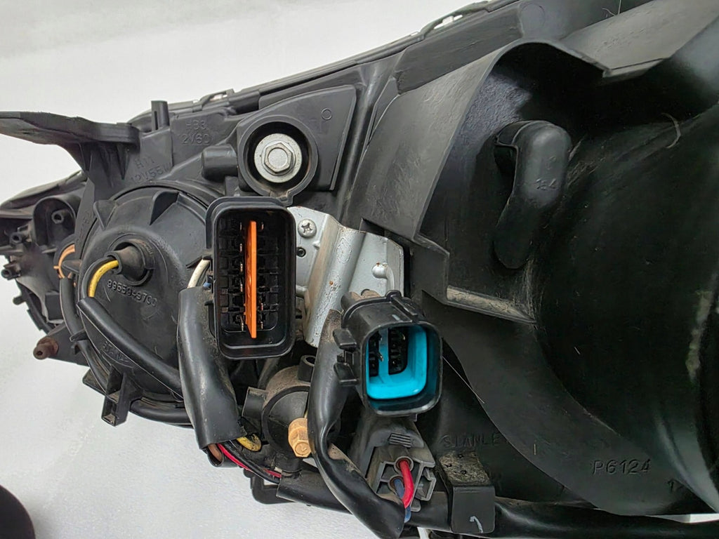 Frontscheinwerfer Mitsubishi Outlander I 8301C594 Rechts Scheinwerfer Headlight SCH1058035051ue