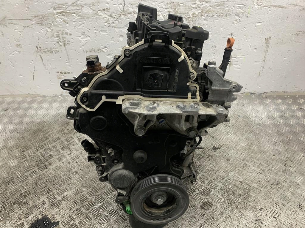 Motor Peugeot 3008 YH01 1.5 HDI 48TKm Diesel Engine Unkomplett
