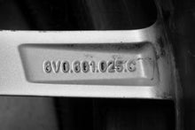 Load image into Gallery viewer, 1x Alufelge 17 Zoll 7.0&quot; 5x100 46ET Glanz Silber 6V0601025 Skoda Rim Wheel