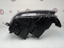 Laden Sie das Bild in den Galerie-Viewer, Frontscheinwerfer Mercedes-Benz W166 A1668205659 Xenon Rechts Headlight SCH6971039391vj