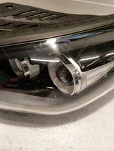 Laden Sie das Bild in den Galerie-Viewer, Frontscheinwerfer Hyundai I30 G492121050 Links Scheinwerfer Headlight SCH7864245052vy