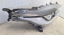 Load image into Gallery viewer, Frontscheinwerfer Toyota Yaris LED Rechts Scheinwerfer Headlight SCH3115256127mp