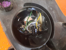 Laden Sie das Bild in den Galerie-Viewer, Frontscheinwerfer Iveco Daily IV 5801473749 Rechts Scheinwerfer Headlight SCH6925972180mx