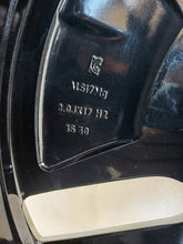 Laden Sie das Bild in den Galerie-Viewer, 1x Alufelge 19 Zoll 8.0&quot; 5x108 50ET Glanz Schwarz 32327781 Polestar Rim Wheel