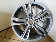 Laden Sie das Bild in den Galerie-Viewer, 1x Alufelge 18 Zoll 7.0" 5x112 45ET 2GA601025G VW T-Roc Rim Wheel FEL4938277820zh
